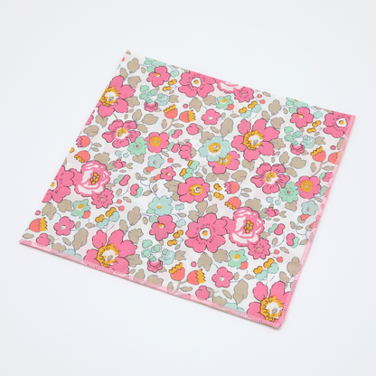 Annas - Liberty - Ladies Hankies - Pinks