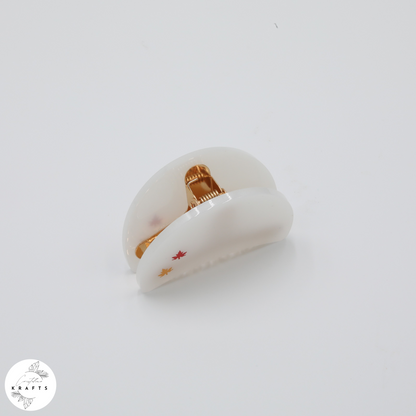 Pearly White - Simple Leaves