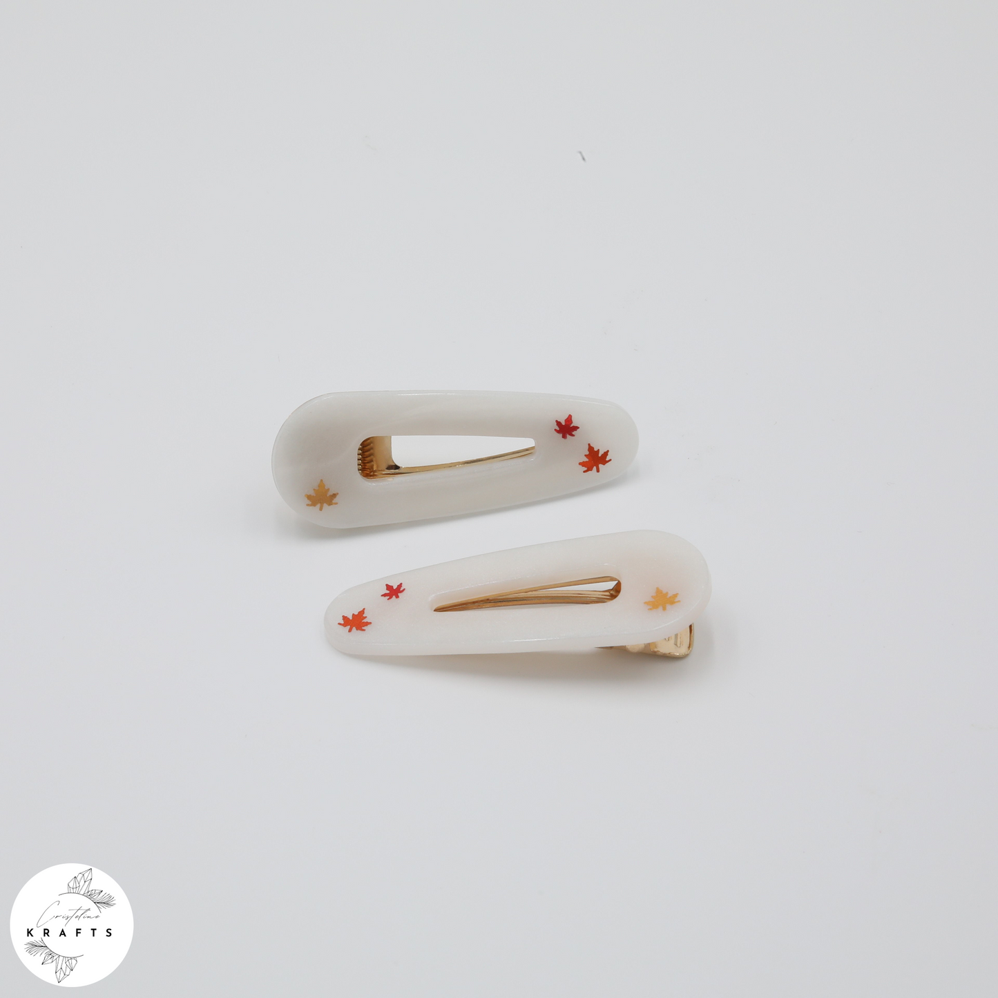 Pearly White - Simple Leaves